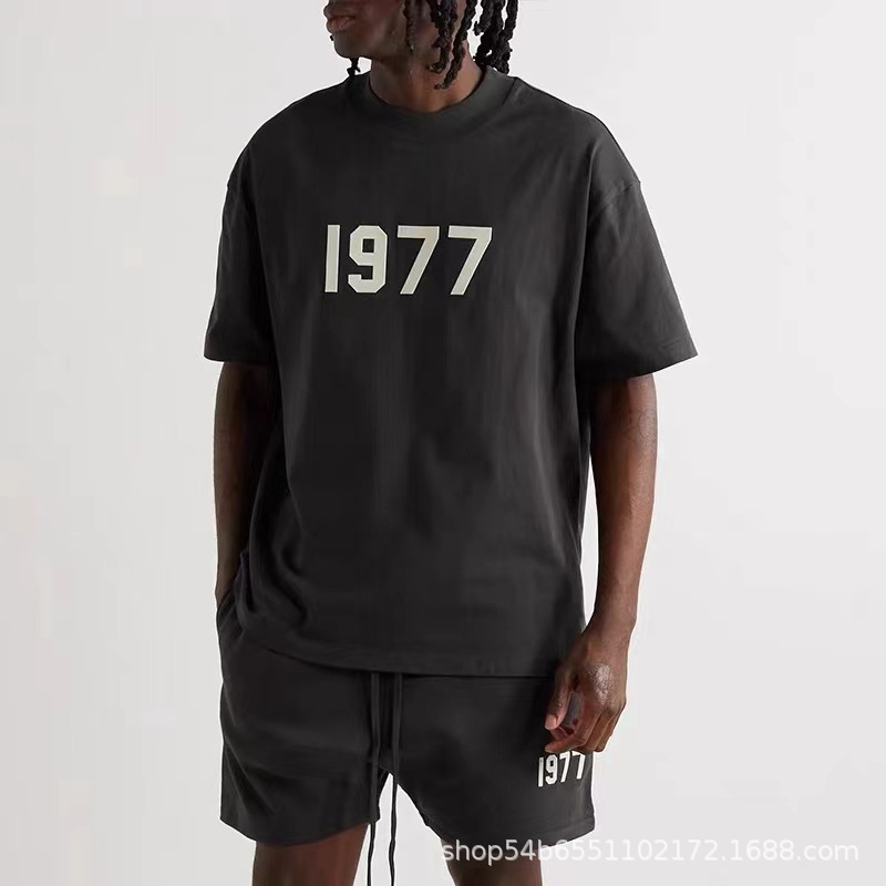 FOG temporada 8 Essentials flocado impreso 1977 Digital American High Street suelta casual manga corta Camiseta de los hombres