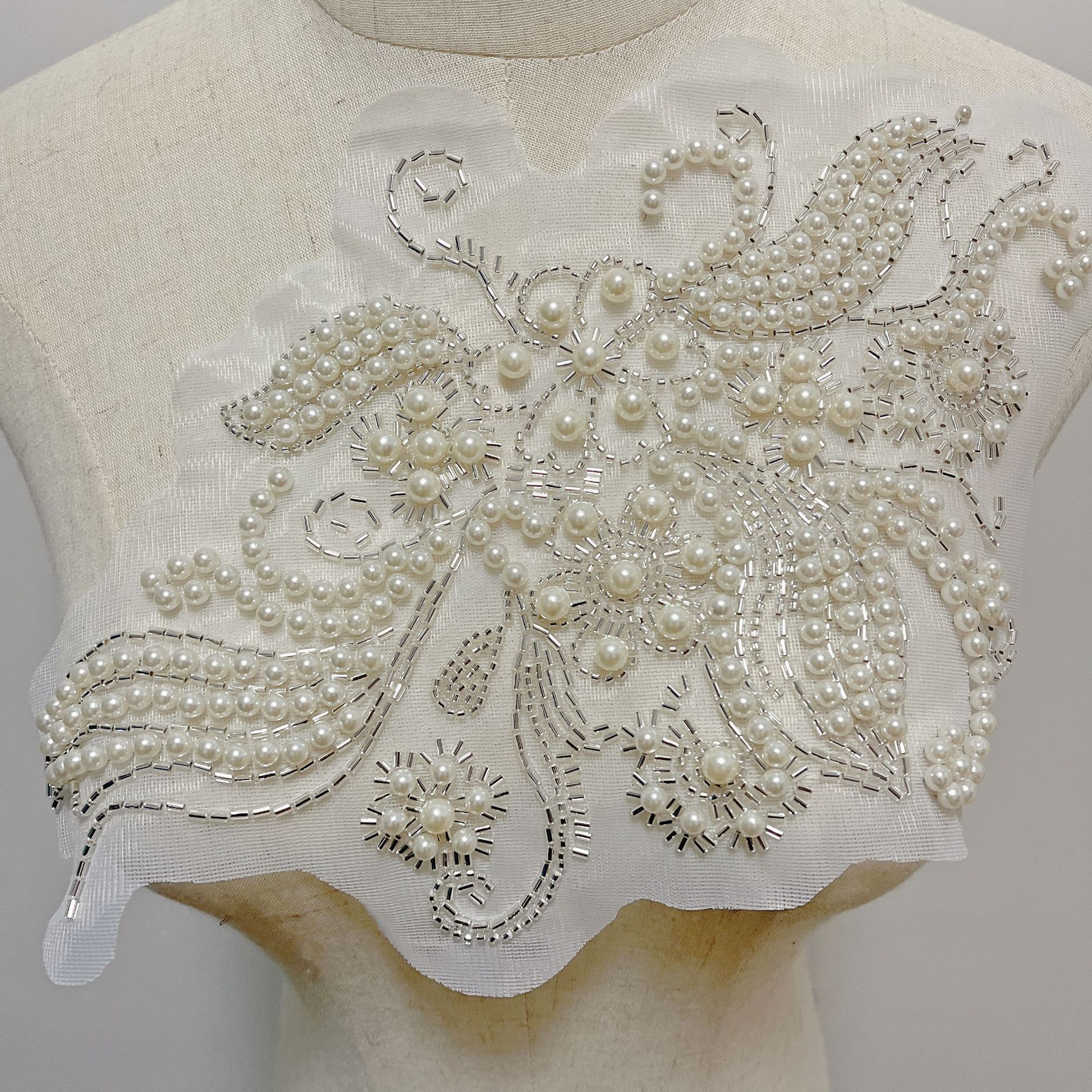 珠管亮片绣布贴花朵 重工刺绣珍珠花边舞台服饰辅料婚纱 礼服补丁