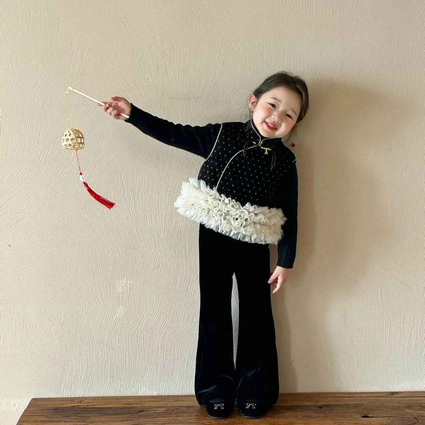 2025冬季新款童装 韩版童装 女童丝绒盘扣立领旗袍上衣 年服旗袍