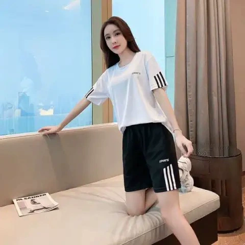 Оптовая продажа, летний быстросохнущий повседневный спортивный костюм с короткими рукавами, женский 20225, новый модный свободный костюм для бега, комплект из двух предметов