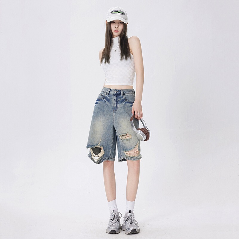 American High Street Style Ripped Denim Shorts for Women, 2026 Summer New Fashion Trendy Loose Wide-Leg Mid-Length Shorts