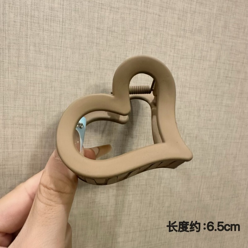 日系高级可爱い透白ポイントファッション多発甘い量大きいサイズ后头部サメ少女ヘアクリップ髪饰り|undefined