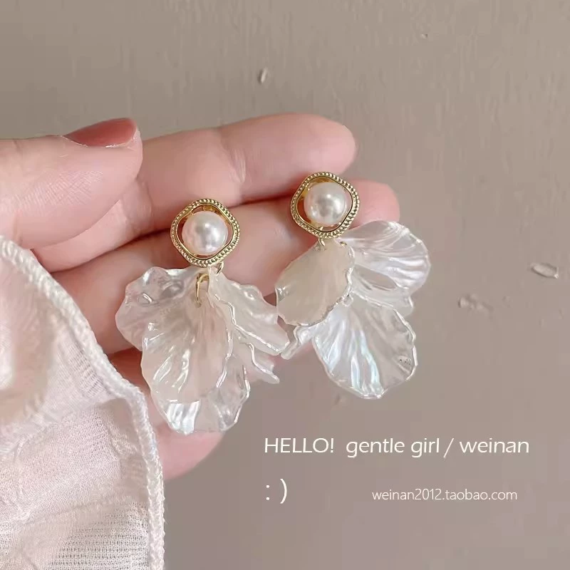 Серьги Retro golden, свадебный лёгкий люкс, высокое качество