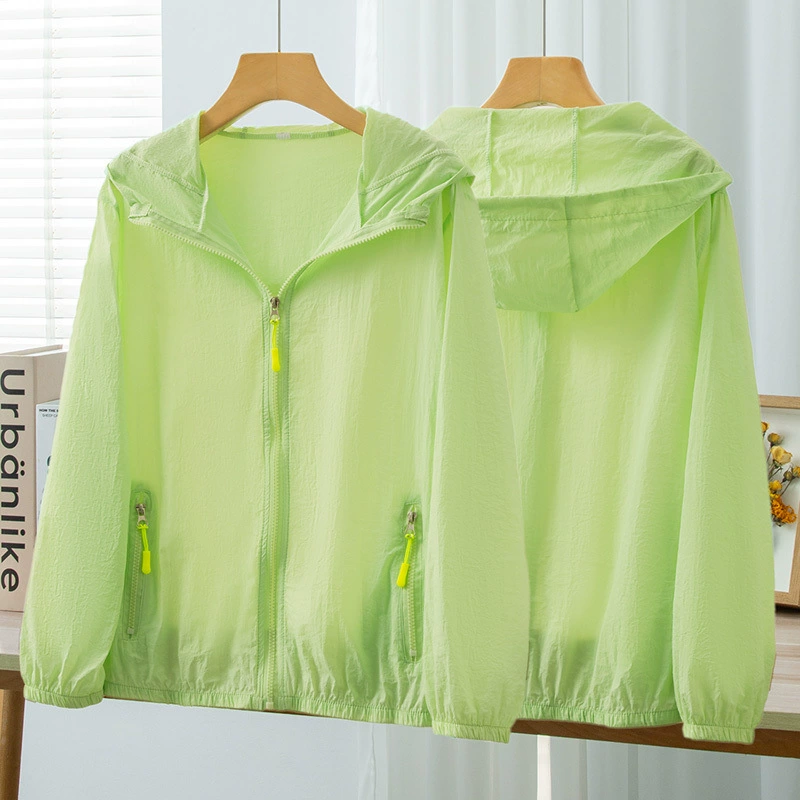 Солнцезащитная одежда для женщин, которую можно носить на улице. 2025 новая популярная повседневная универсальная солнцезащитная одежда с защитой от ультрафиолета и дышащие топы.