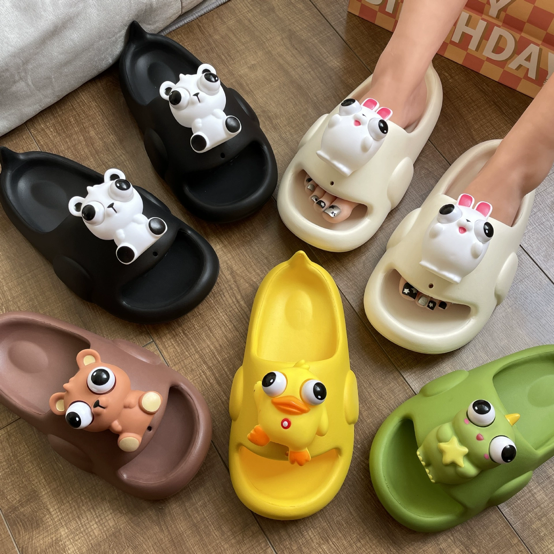Смешные тапочки родитель-ребенок трансграничный новый мягкий фон тапочки противоскользящие креативные тапочки родитель-ребенок eva