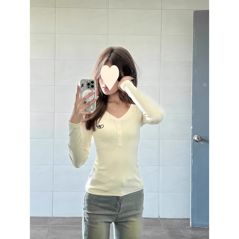 아메리칸 스타일 핫 걸 V 넥 어깨 긴팔 티셔츠 여성용 가을과 겨울 하이 엔드 내베이스 셔츠 슬림 핏 슬리밍 쇼트 탑