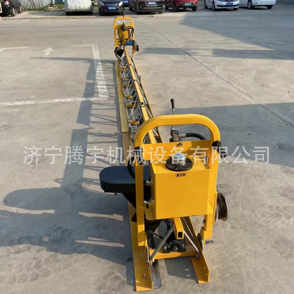 6米混凝土路面整平机4米框架式振动梁厂家混凝土振动梁高效铣刨机