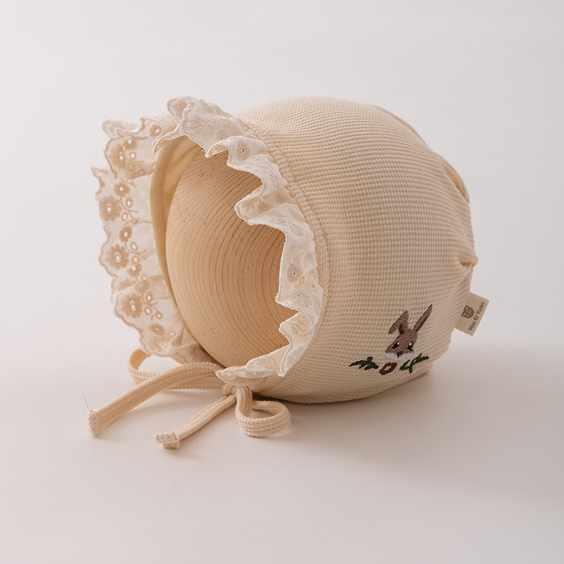 Sombreros para bebés primavera y otoño pequeños meses princesa corte sombrero para bebés puerta de chimenea algodón recién nacido sombrero de invierno