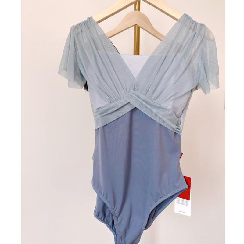 Dancewear for Adults, Ballet Practice Outfit for Women, Summer Two-Piece with Small Flutter Sleeves, High-Cut Leotard for Gymnastics and Art Exams