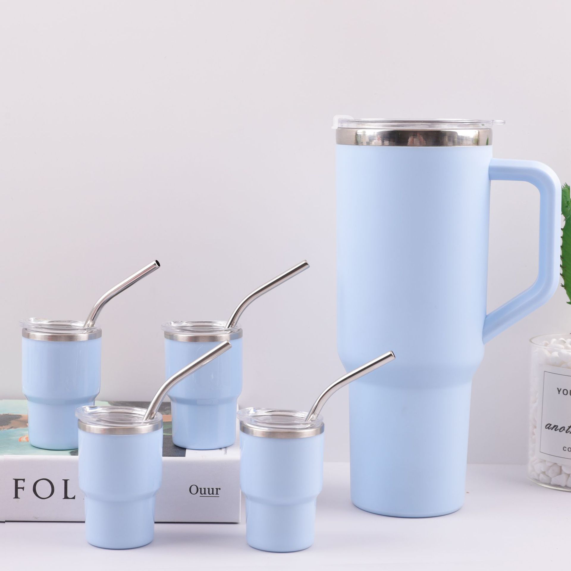 Nuevos productos transfronterizos 30oz conjunto de tazas de paja de acero inoxidable de doble capacidad al aire libre para compartir tazas al por mayor