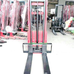 ��늄���Ͱ����܇�d��500kg����1.6����������늄�Һ��������Ͱ܇