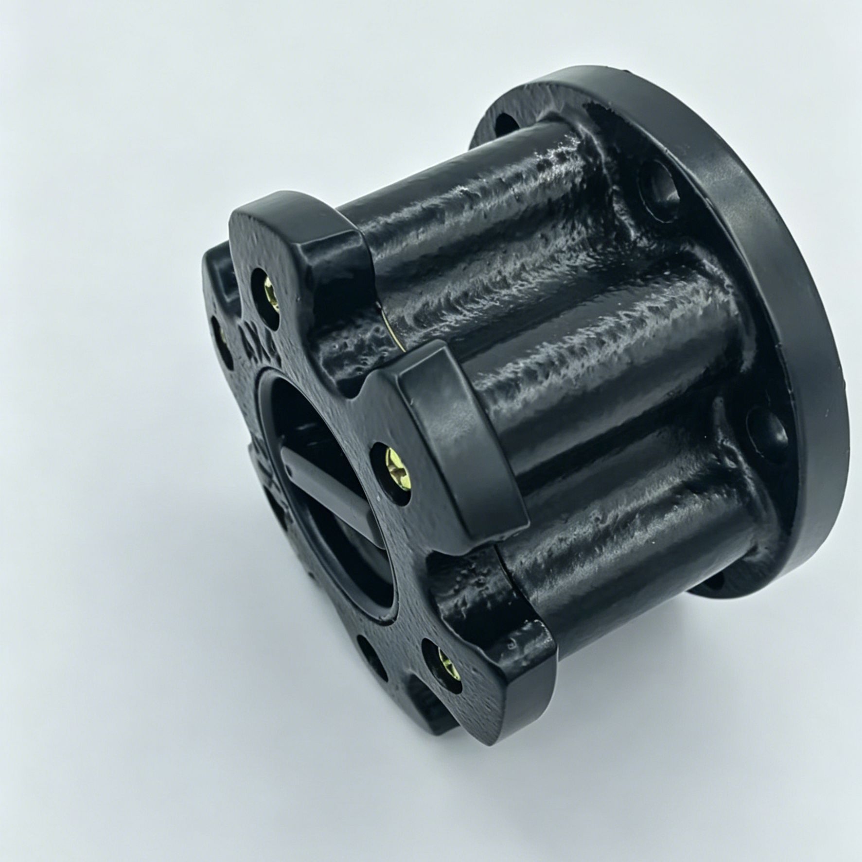 【Lun Gu Tong】Four-wheel drive front wheel clutch suitable for Gao Lada 3151-20-2304400-03