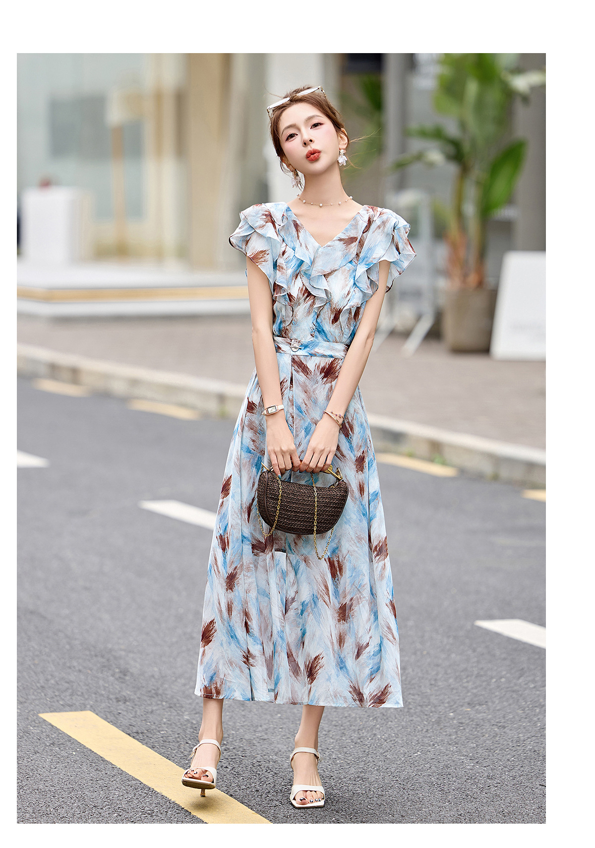 Đầm maxi nữ thắt eo cổ V in họa tiết hoa dáng dài — Hoa xanh lá cây, Hoa xám chi tiết 21