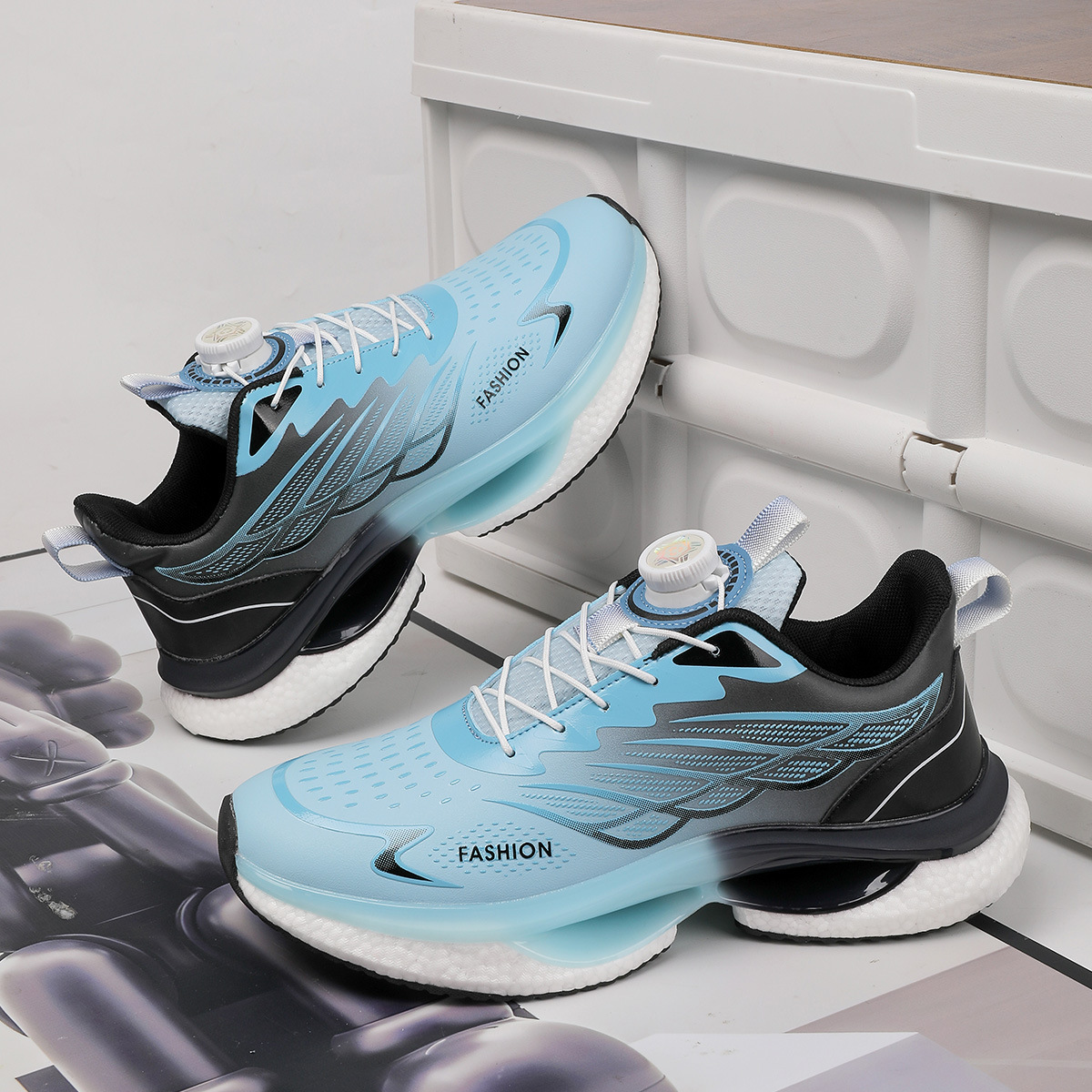 Men's Carbon Plate Slip-On Running Shoes Autumn/Winter New Arrival Ultra-Lightweight Running Shoes Rebound, Shock Absorption, Breathability Rotating S_voghion.com