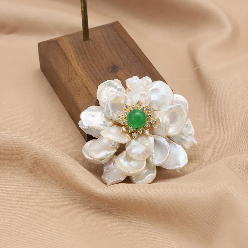 Barroco perla natural flor rica broche abrigo accesorios personalizado colgante multiusos accesorios de moda al por mayor