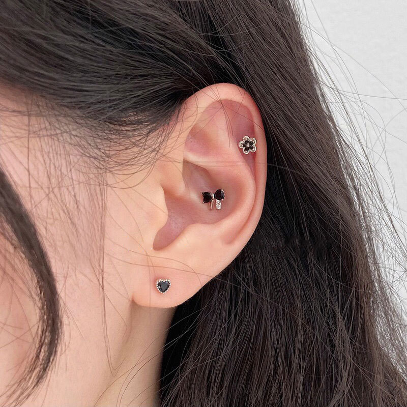 S Pure Silver Korean Earbone Black White Zircon Bow Knot Simple Twisted Screw Cochlear Nail Small and Exquisite Earrings_voghion.com