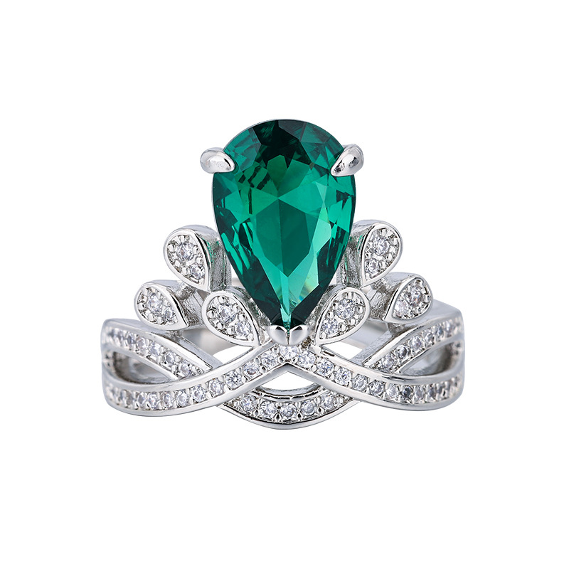 Zhuang Sheng joyería inferior de cobre chapado en oro retro moda simulación color tesoro corindón rojo diseño corona anillo femenino 8*12