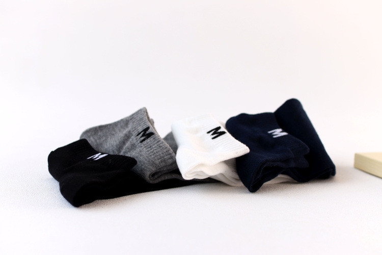 Sports Solid Color Cotton Jacquard Socks display picture 4