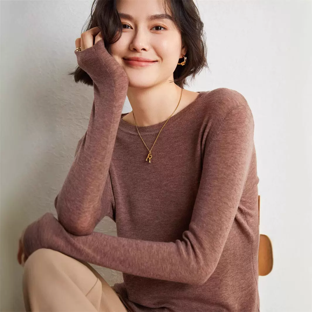 水溶性精纺超细打底衫25新款长袖针织薄款套头毛衣纯羊毛衫女圆领