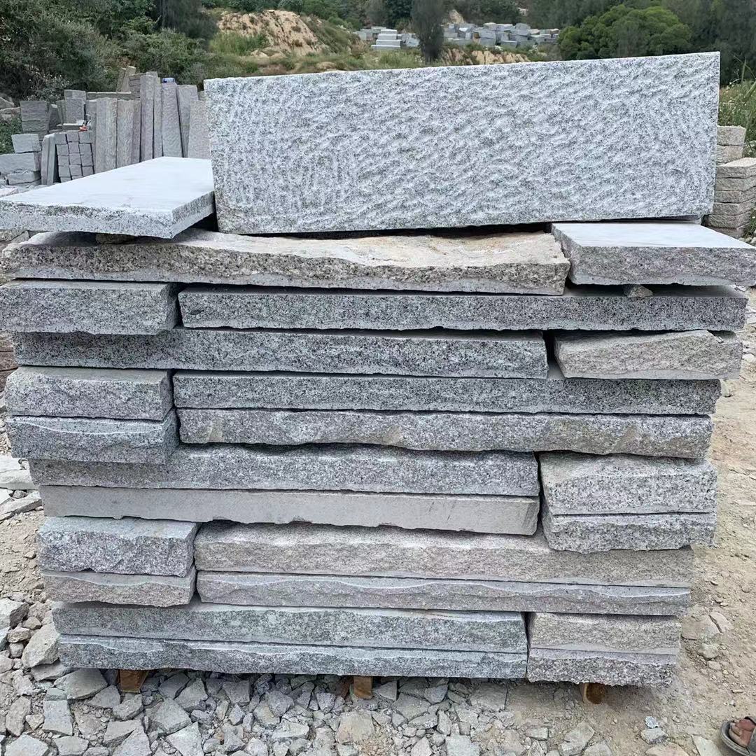 自建房别墅芝麻灰花岗岩荔枝面芝麻白火烧面黄锈石菠萝面庭院汀步-阿里巴巴