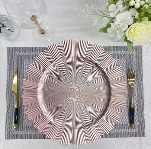 Western food plate wedding color can be customized for wedding hotel party metal spray paint decorative plastic plate chargerplate