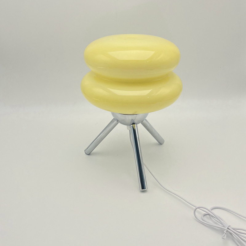 삼각형 햄버거 크림 컬러-USB 케이블 제어 3가지 색상