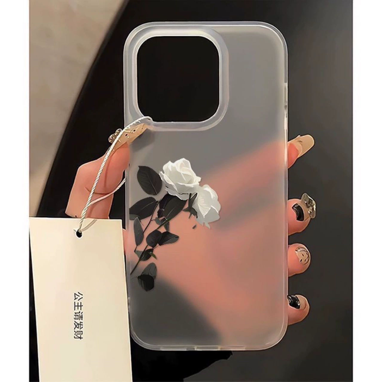 Чехол для телефона (Apple) iPhone 16/15/14/13 серии — матовый ТПУ с белым рисунком розы