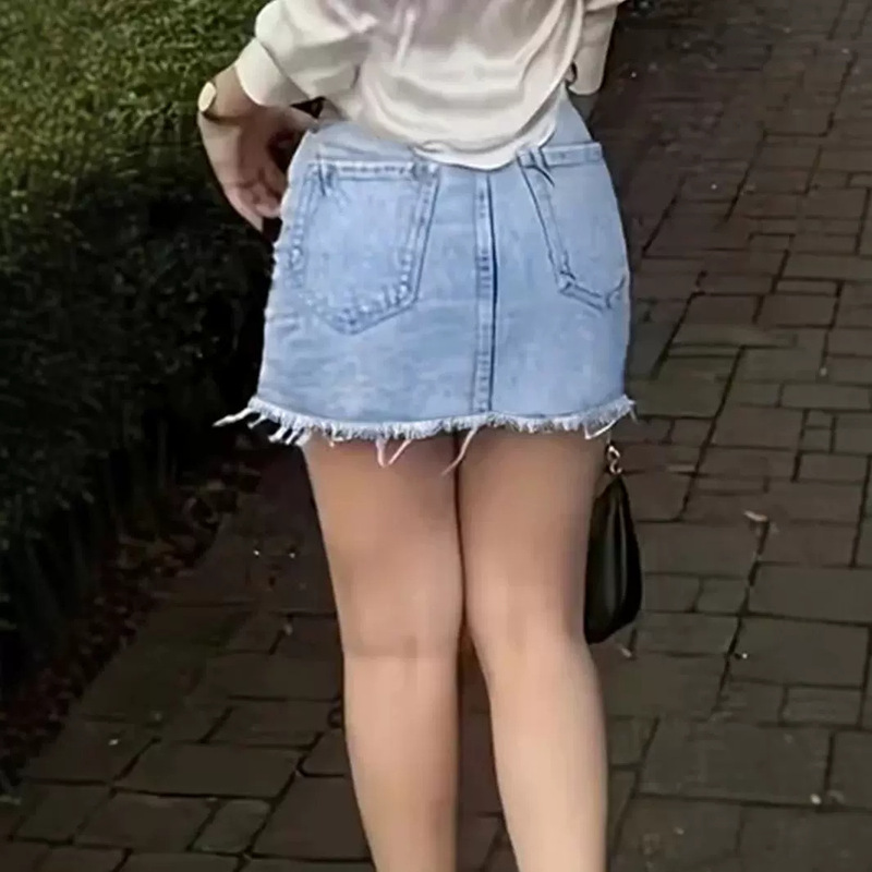 Zt09 Ripped Denim Mini Skirt with Raw Edges, Street Style, Casual Denim Skirt with Flap Pocket Pantss