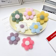 5.5cmのぬいぐるみの花はカシミヤの花に似せて、diyのアクセサリーを飾っています。