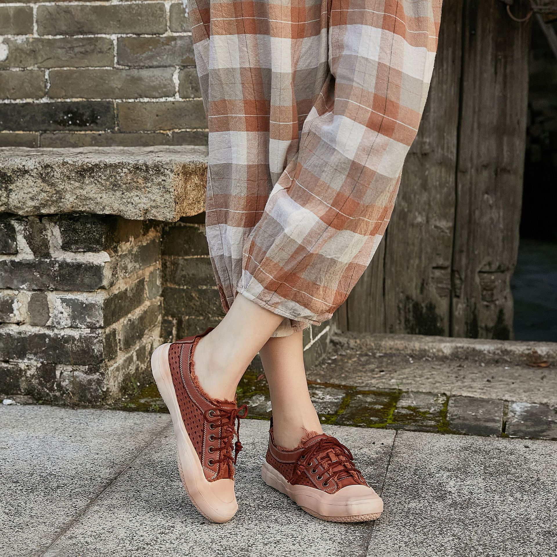 Elite leather retro summer casual footwear platform