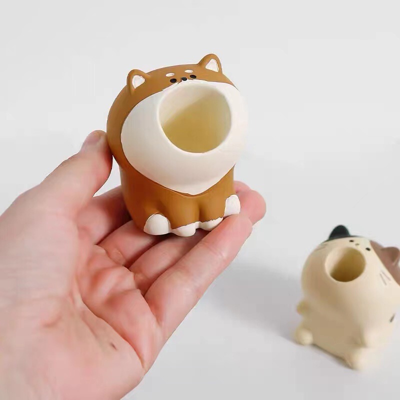 日系オフィスのデスクトップにかわいいおしゃぶり猫筆立て学生文房具化粧ブラシ口紅収納ケース|undefined