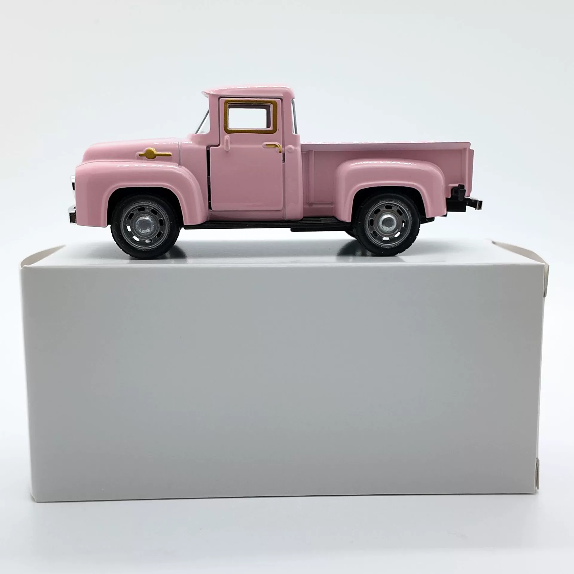 Трансграничный Master Car Pickup Alloy Model Little Red Перейти к той же модели 1:32 Модель Pink Truck