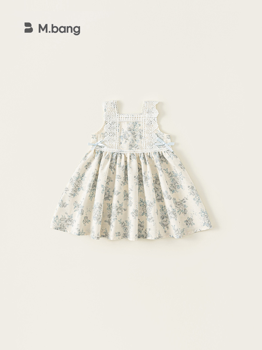 Summer cute sleevless dress with bow