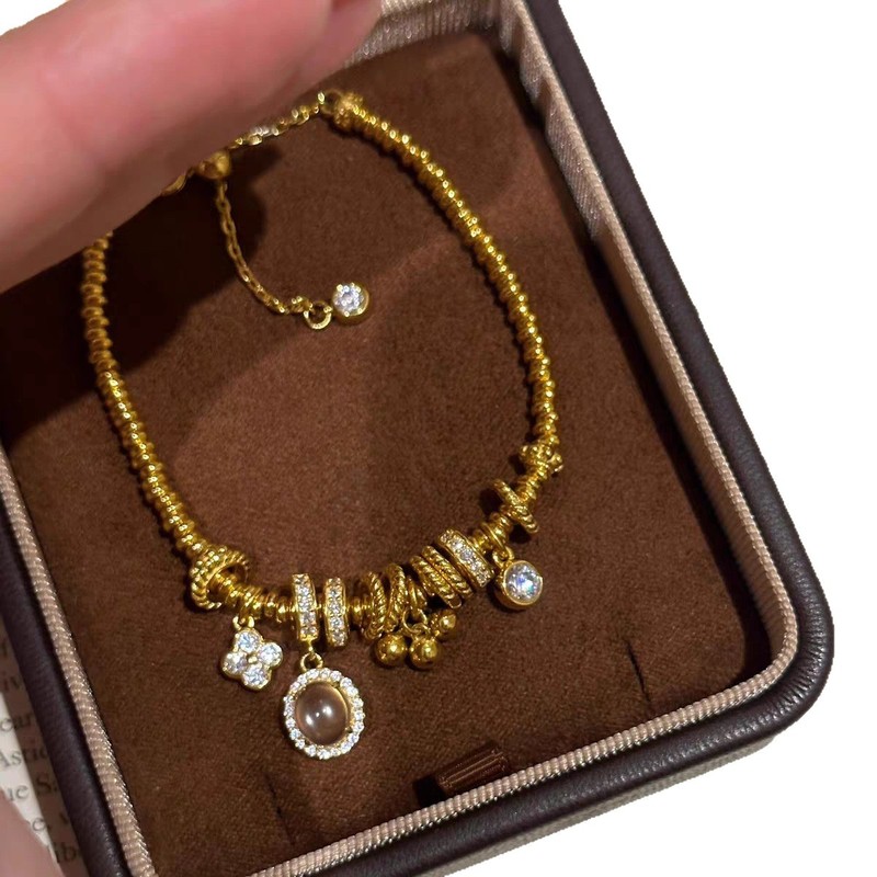 古法黄金色の氷透瑠璃がリングを走ってブレスレットを巻いています。|undefined
