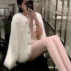 2024年春秋の新型韓国版ミンクのニットの短いカーディガンのセーターの長い毛の小さいコートの女性の潮をまねます。