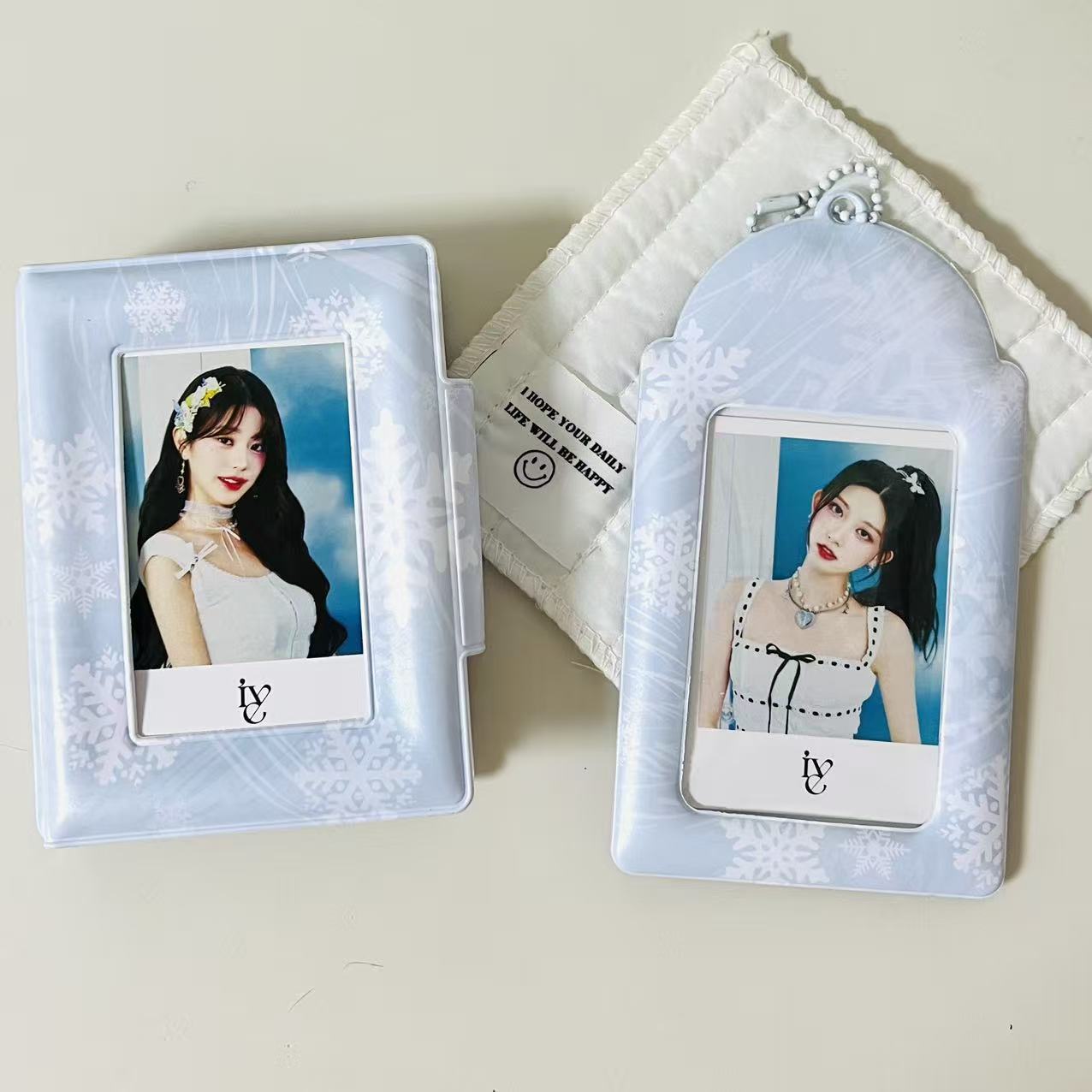 Wholesale Supply of Blue Snowflake Series Card Holder Photo Card Pendant Key Ring Card Holder Card Holder Card Album Card Bag