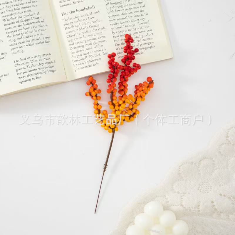 Ramas de Frutos Rojos Artificiales Plástico y PU para Bodas y Decoración del Hogar image 23