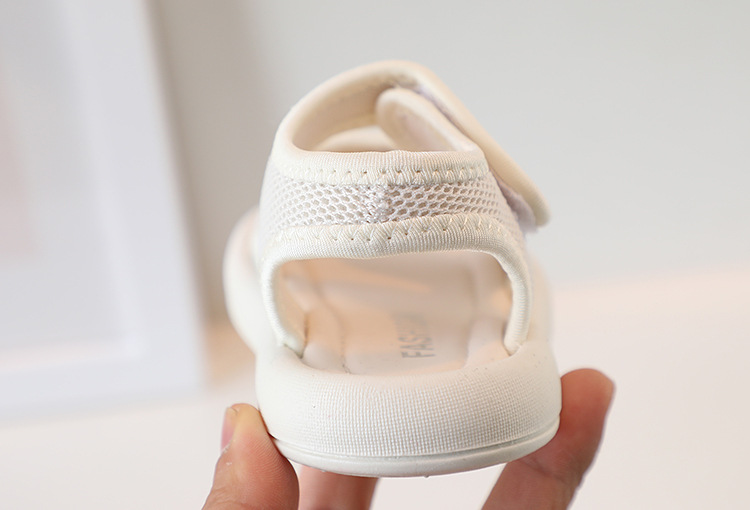 Chaussures d'été en tissu coréen pour enfants, sandales à Velcro respirantes à la mode pour bébés hommes et femmes, plage_voghion.com