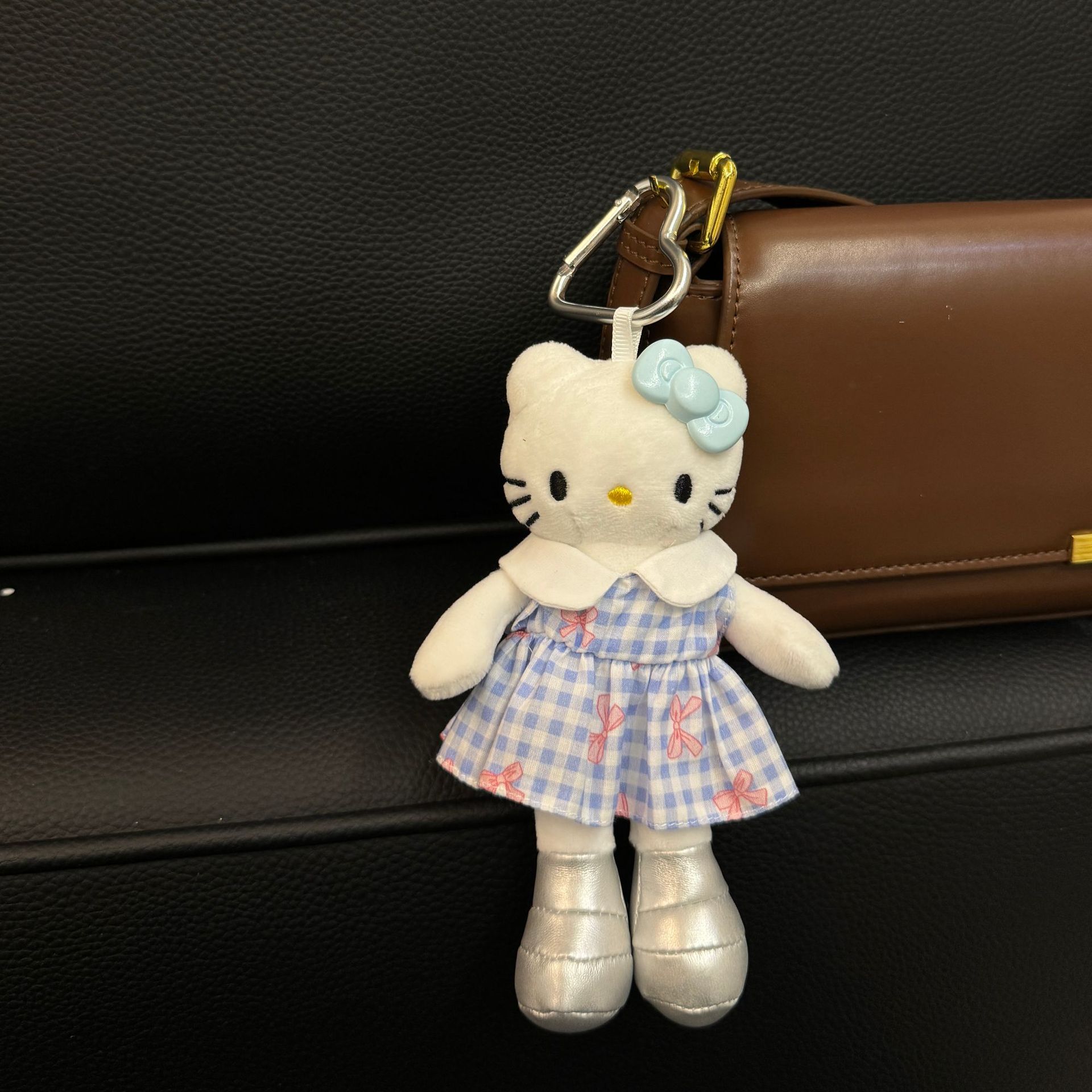 新品可爱いロングレギンスキティぬいぐるみスカートきせかえ人形ドレスins风人形饰りリュックサックキーホルダー