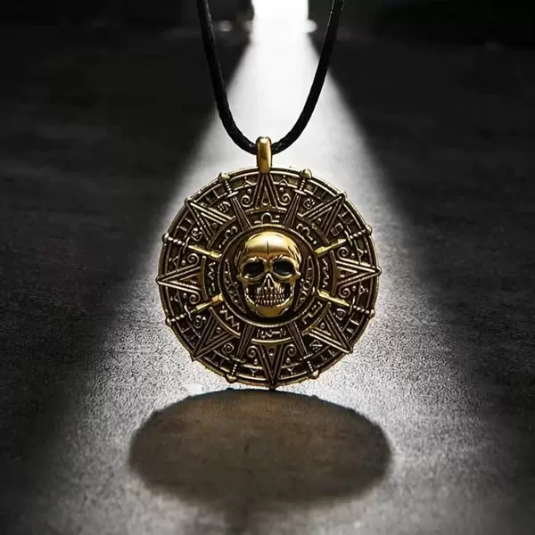 Cross-Border Hot-Selling Retro Punk Skull Pendant Necklace for Men and Women, Personalized Hip-Hop Gothic Style Pendant Jewelry Wholesale