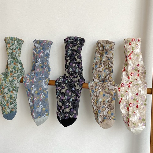 2024 New Cartoon Retro Floral Dongdaemun Small Flower Korean Style Flower Socks Women's Mid-Calf Cotton Socks Wholesale