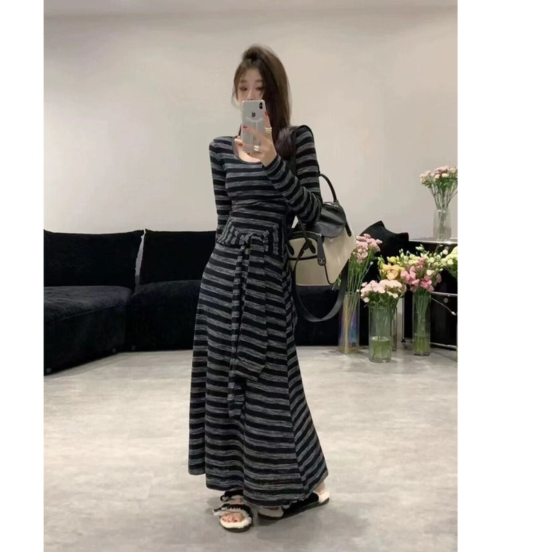 韩版复古条纹连衣裙女2025秋冬新款时尚气质百搭显瘦长袖打底裙子|undefined