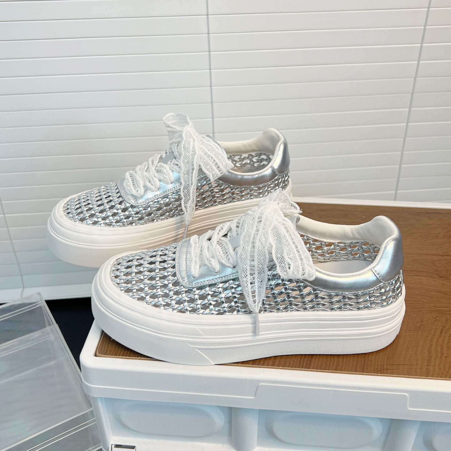 Fashionable woven breathable casual comfortable universal sneakers