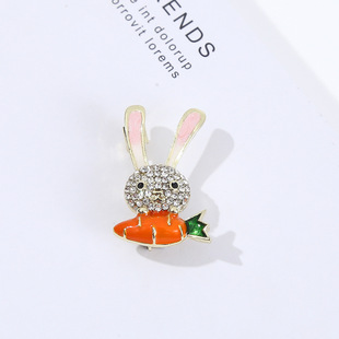 Cartoon Brooch Japanese Mini Rabbit Cute Pin Niche Design High-grade Diamond Jewelry Women's Silk Towel Buckle