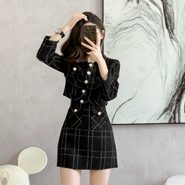 连衣裙;时尚休闲套装;女式衬衫