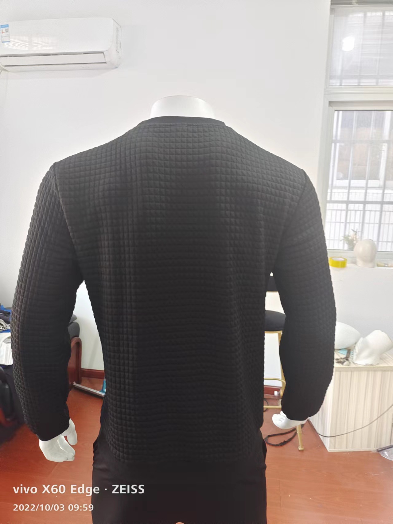 Long Sleeve Knitted T-shirt For Men Solid Colour Round Neck_voghion.com