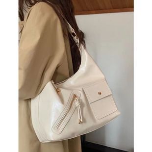 Nanfeng's Same Style Punk Handbag Women's New Early Spring Casual Versatile Shoulder Tote Commuter Bag