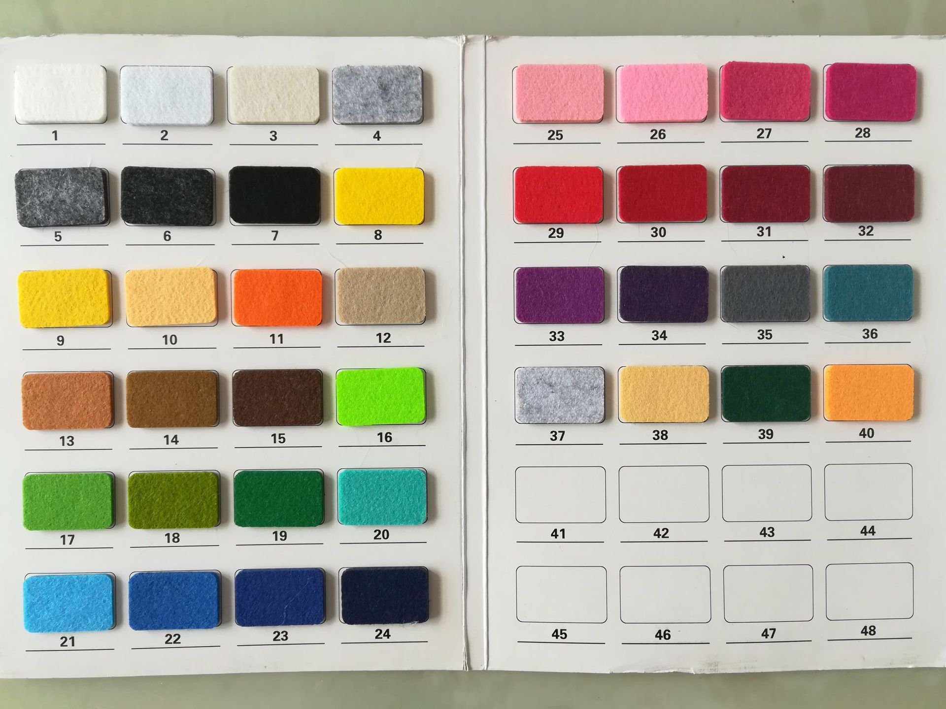 사양 크기: 25*30*10; 색상: 여러 가지 색상