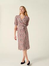 R家法式温柔风连衣裙高级感气质优雅收腰显瘦方领碎花连衣裙厂家