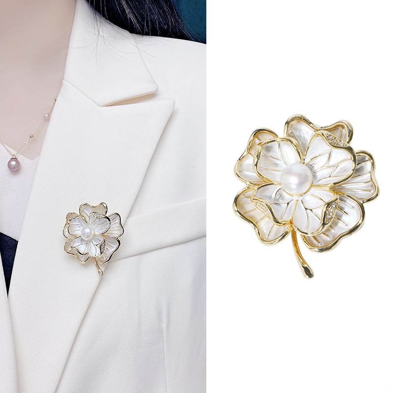 Retro Simplicity high-grade freshwater Pearl Brooch zircon Lotus leaf Flower Sternum suit coat Accessories